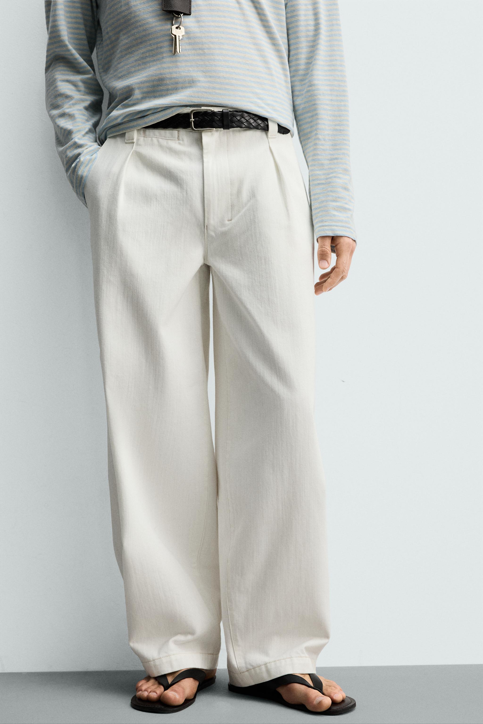 PLEATED BARREL FIT DENIM CHINO PANTS